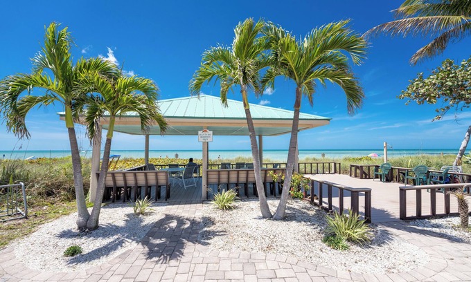 Englewood House | Gulf to Bay Breeze Park