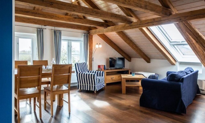 Geelbyholz House | Gut Royum - Kornblume