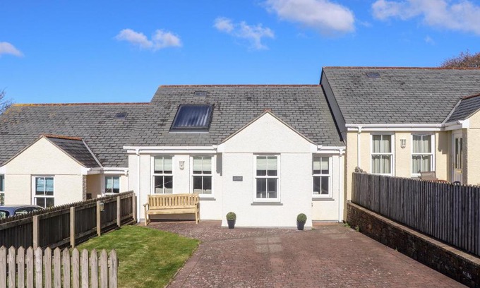 Truro House | Gweal