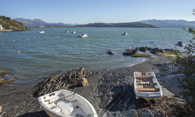 Borth-y-Gest Cottage | Gweldon - Anchor Deck