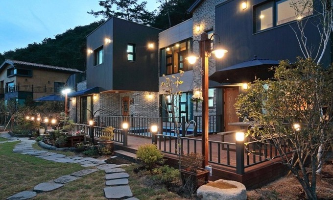 Gyeongju House | Gyeongju Oslo Pool Villa
