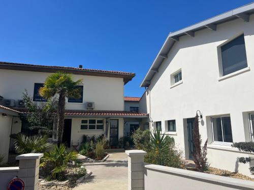Soulac-sur-Mer Hotel | Hôtel La Pinède
