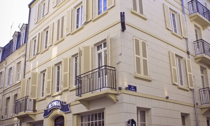 Trouville-sur-Mer Hotel | Hôtel Le Reynita