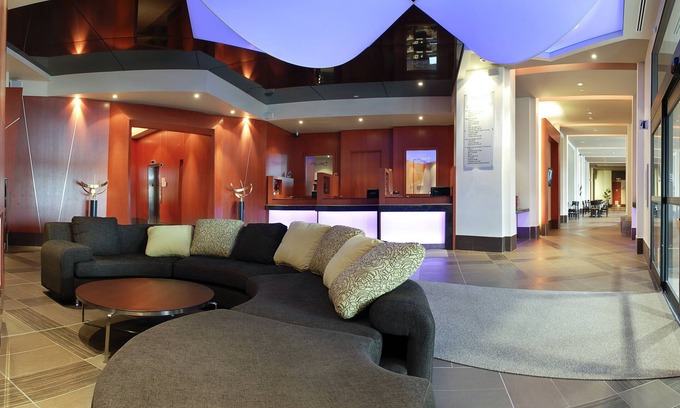 Ste. Foy Hotel | Hôtel Must – Aéroport de Québec par JARO
