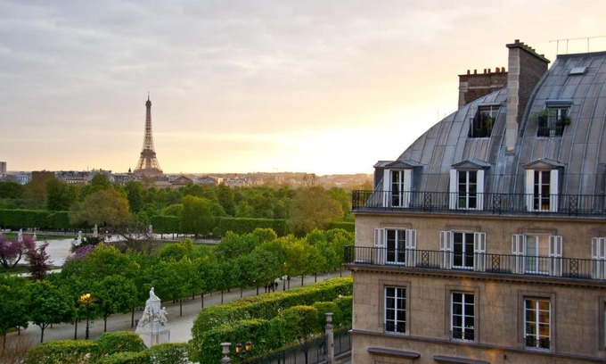 Palais-Royal Hotel | Hôtel Regina Louvre