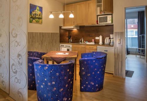 Greifswald Apartment | H&H Apartments im Herzen der Stadt teilweise mit Balkon ruhig zentral modern mit Küche