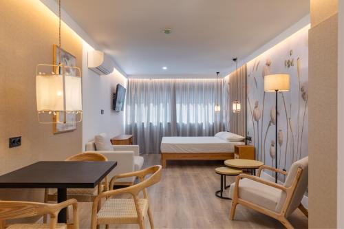 Nino Jesus House | HA Retiro Suites