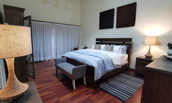 Helios del Oeste Apartment | Hab. Maria Montez