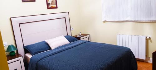 La Pobla de Vallbona Apartment | Habitación 3
