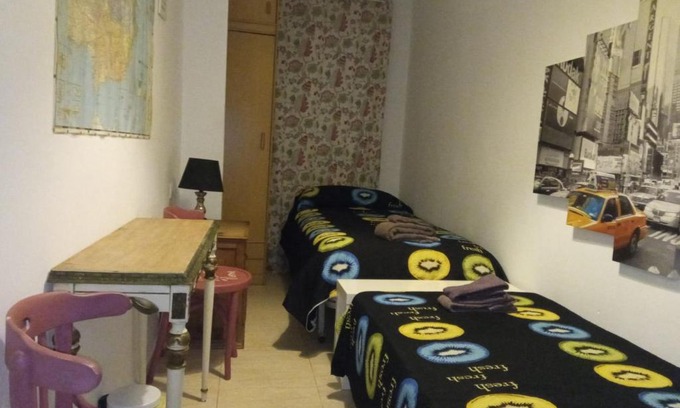 Gandia House | Habitación dos camas centro Gandia