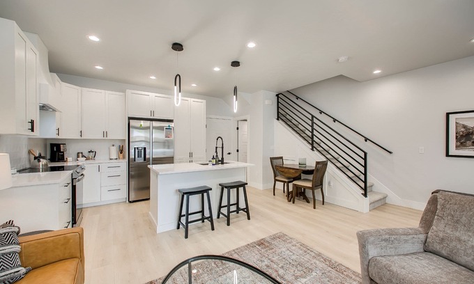 Sunset House | #Habituehomes- The Gallery Flat