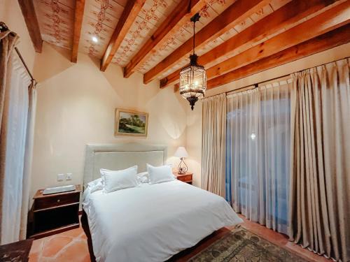 Arcos de San Miguel Hotel | Hacienda Los Arcangeles