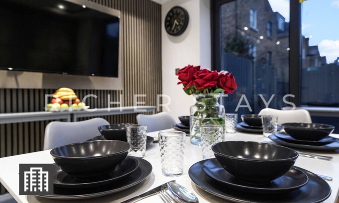 Leabridge House | Hackney Suites - Double En-suite Room (F1)