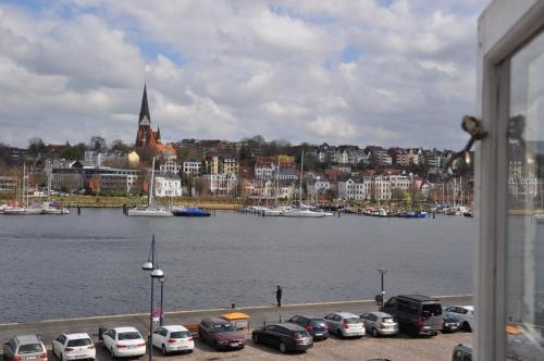 Flensburg Apartment | Hafenblick vom Kapitänshaus