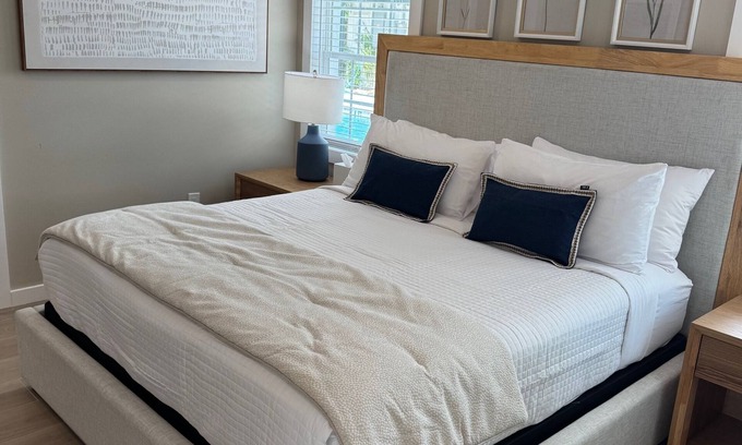 Holmes Beach Apartment | Haley's at The Anna Maria Island Inn