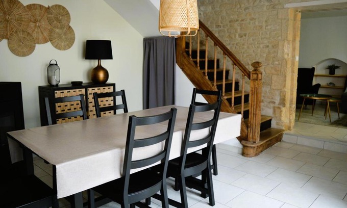 Luc-sur-Mer House | Halte Lutine - Maison chaleureuse en pierres