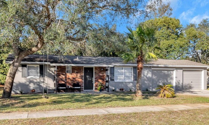 Saint Augustine Shores House | Hambra House a 2-bedroom, 1.5-bath weekend getaway in St Augustine Shores