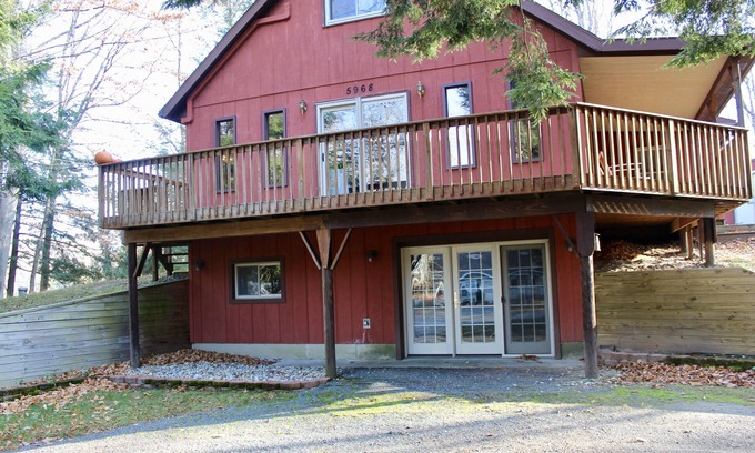 Ludington House | Hamlin Lake, Ludington, Michigan