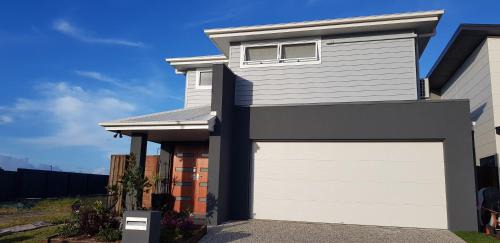 Palmview House | Hampton Homestay