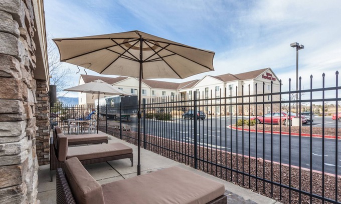 Southeast Colorado Springs Hotel | Hampton Inn Colorado Springs-Airport