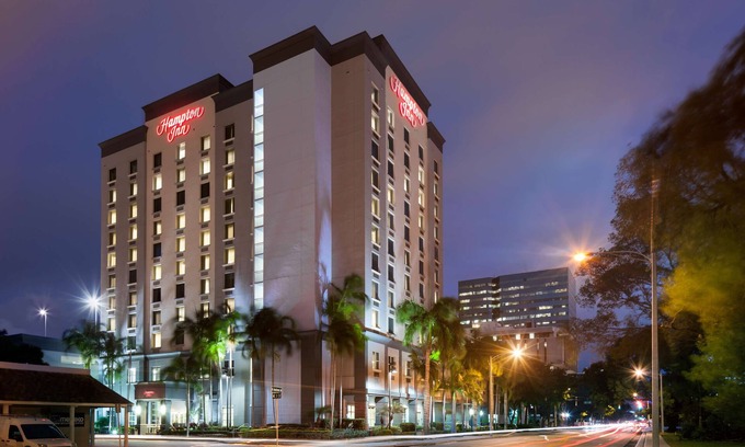 Downtown Fort Lauderdale Hotel | Hampton Inn Ft. Lauderdale/Downtown Las Olas Area