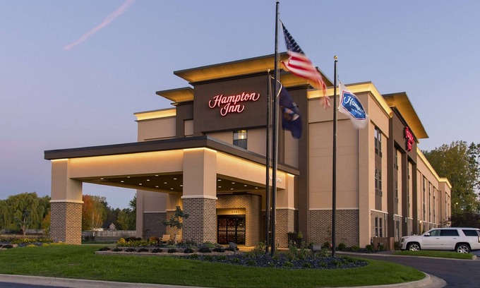 Mount Pleasant Hotel | Hampton Inn Mt. Pleasant