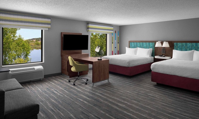 Grand Rapids Hotel | Hampton Inn & Suites Grand Rapids-Airport 28th St