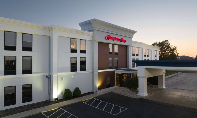 Troy Hotel | Hampton Inn Troy