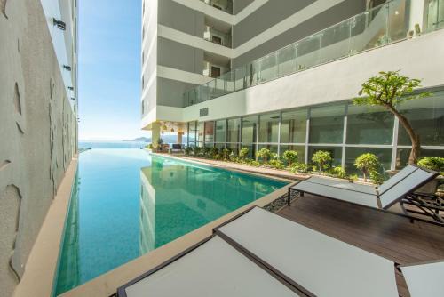 Tran Phu Beach Apartment | Handy Panorama Nha Trang Condotel