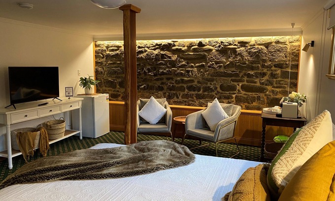 Stanley House | Hanlon Guest House