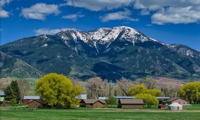 Swan Valley Apartment | Hansen Guest Ranch Venue