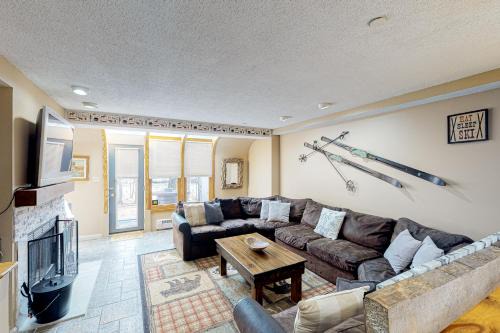 Lincoln Apartment | Happy Haven