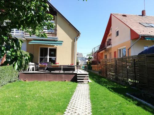 Gyenesdias Apartment | Happy Home Apartman