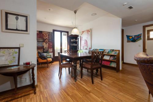 Pals Apartment | Happy Nest in Pals Village