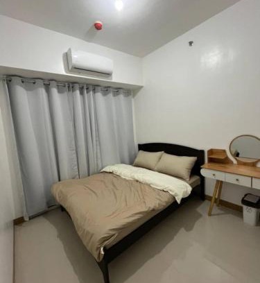 Las Pinas Apartment | Happy south