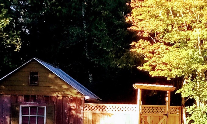 Duvall House | Happy Trails Cottage for Nature Lovers