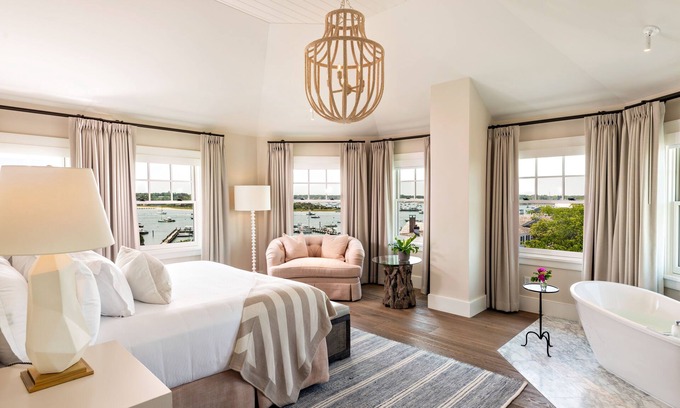 Edgartown Hotel | Harbor View Hotel