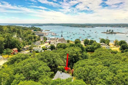Boothbay Harbor House | Harbor View Retreat