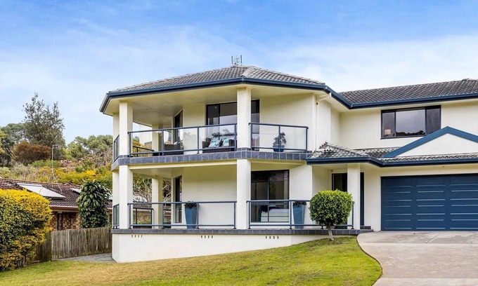 Boat Harbour House | Harbour Breezes – views of Boat Harbour