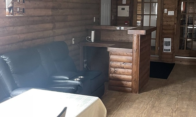 St. Anthony Hostel | Harbour Hutch
