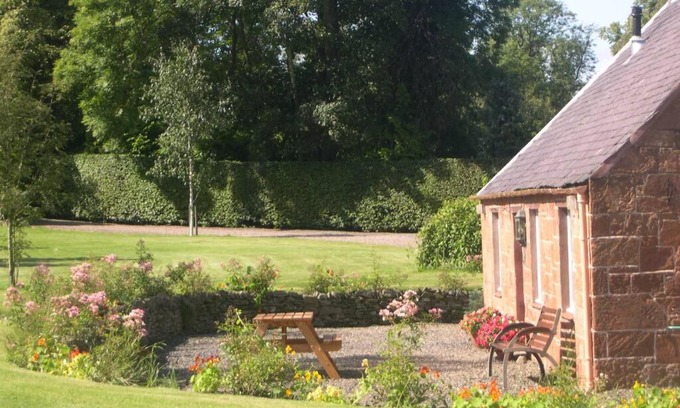 Melrose Villa | Harleyburn Cottages - Stables and Saddlery