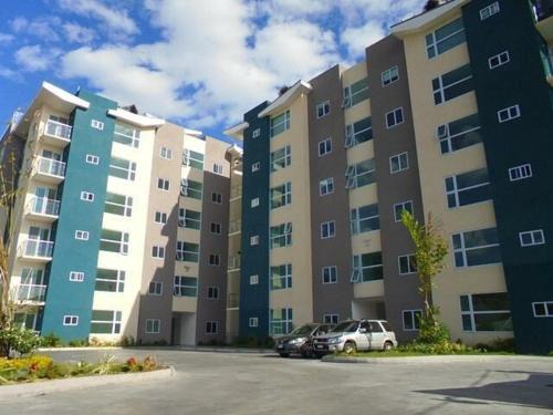 Kingston Apartment | HARLOE'S SUITe
