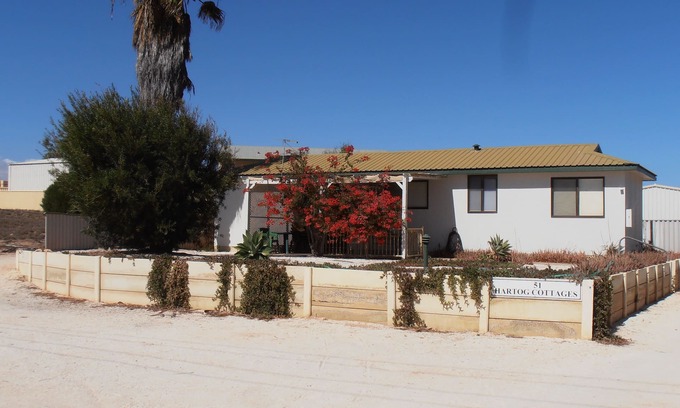 Denham Cottage | Hartog Cottage 1 - Denham