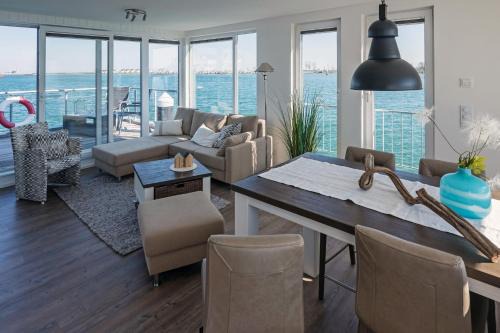Olpenitz House | Hausboot ANTARES ONE by Seeblick Ferien ORO