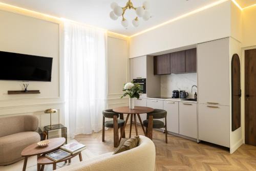 Saint-Cyr-au-Mont-d'Or Apartment | Hausman Suites - Appart Hotel