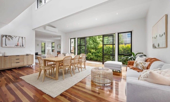 Torquay House | Haven Beach House: coastal luxury at White’s Beach