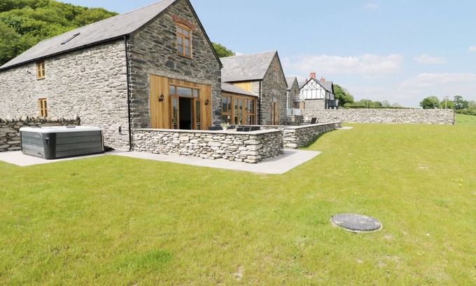 Corwen Cottage | HAY STORE, family friendly, luxury holiday cottage in Corwen