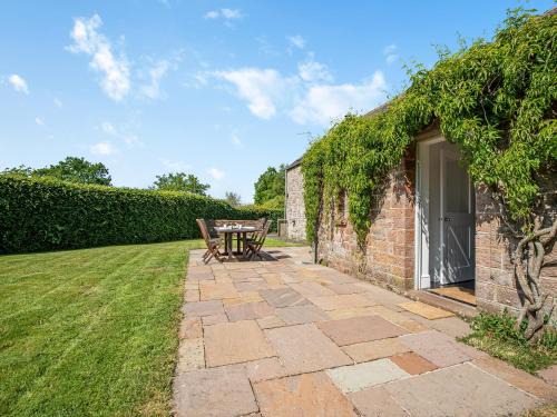 Lanercost House | Haytongate Barn