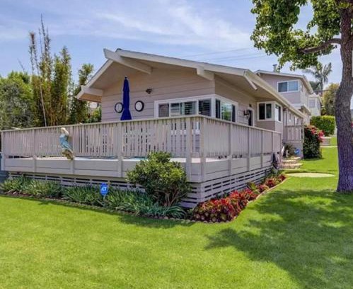 Corona del Mar House | Heart of Corona Del Mar 2 Bed 2 bath gem HUGE Patio and Front yard