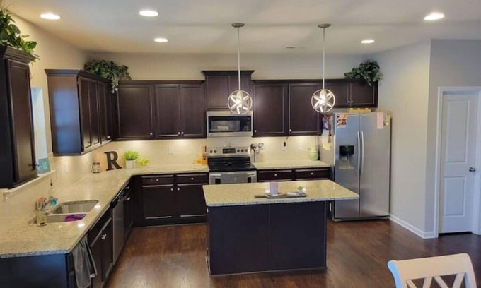 Simpsonville House | Heart of Simpsonville-Family Friendly. Gym,Firepit